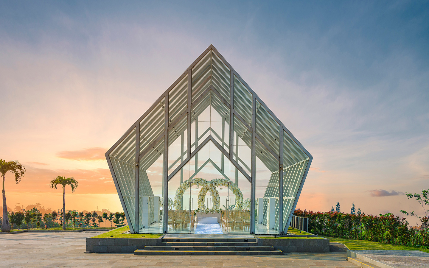 INTERCONTINENTAL BANDUNG DAGO PAKAR